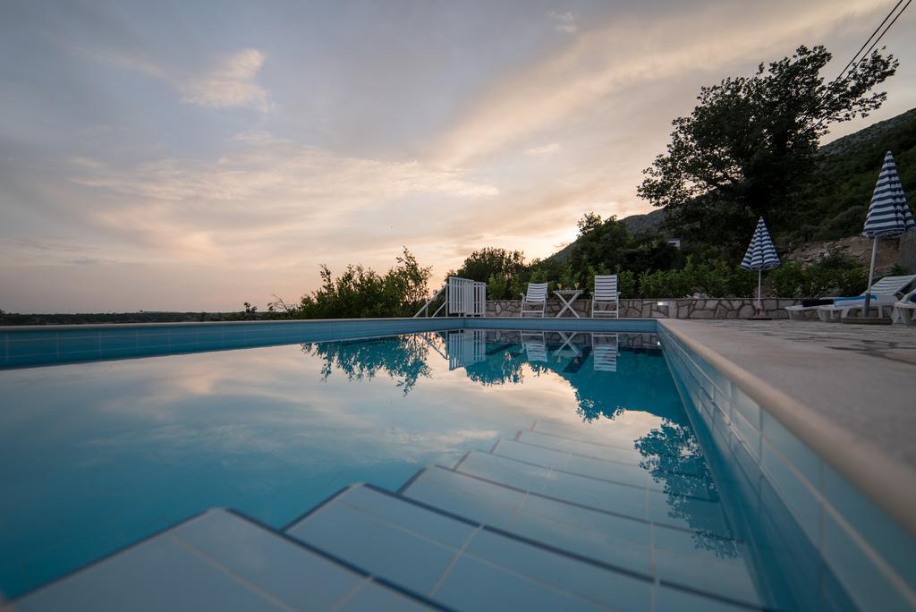 Olive Garden Apartments Čilipi Dış mekan fotoğraf